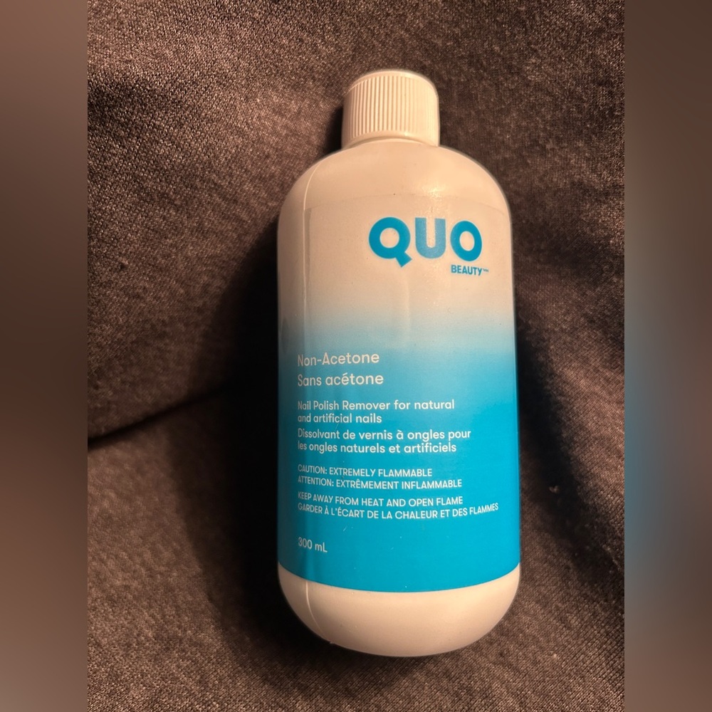 BNIB Non-Acetone Nail Polish Remover. For natural, or not. bio gel or acrylic.